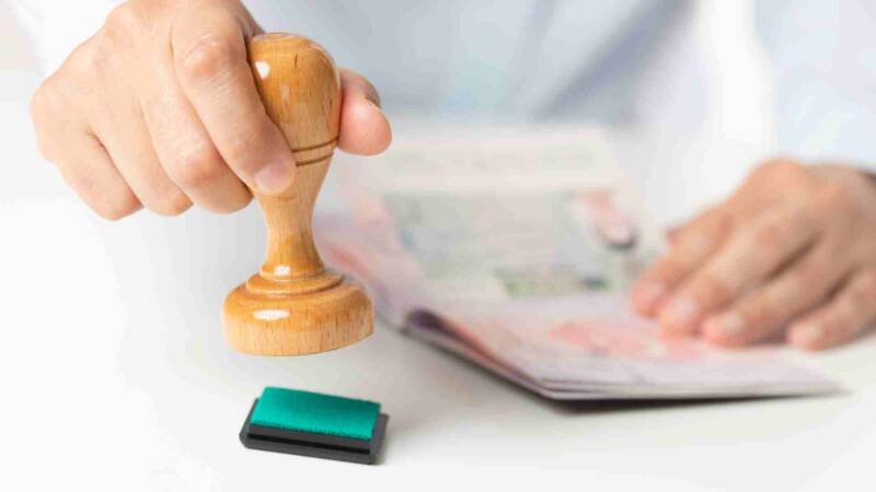 E2 Visa application get approved with a green stamp